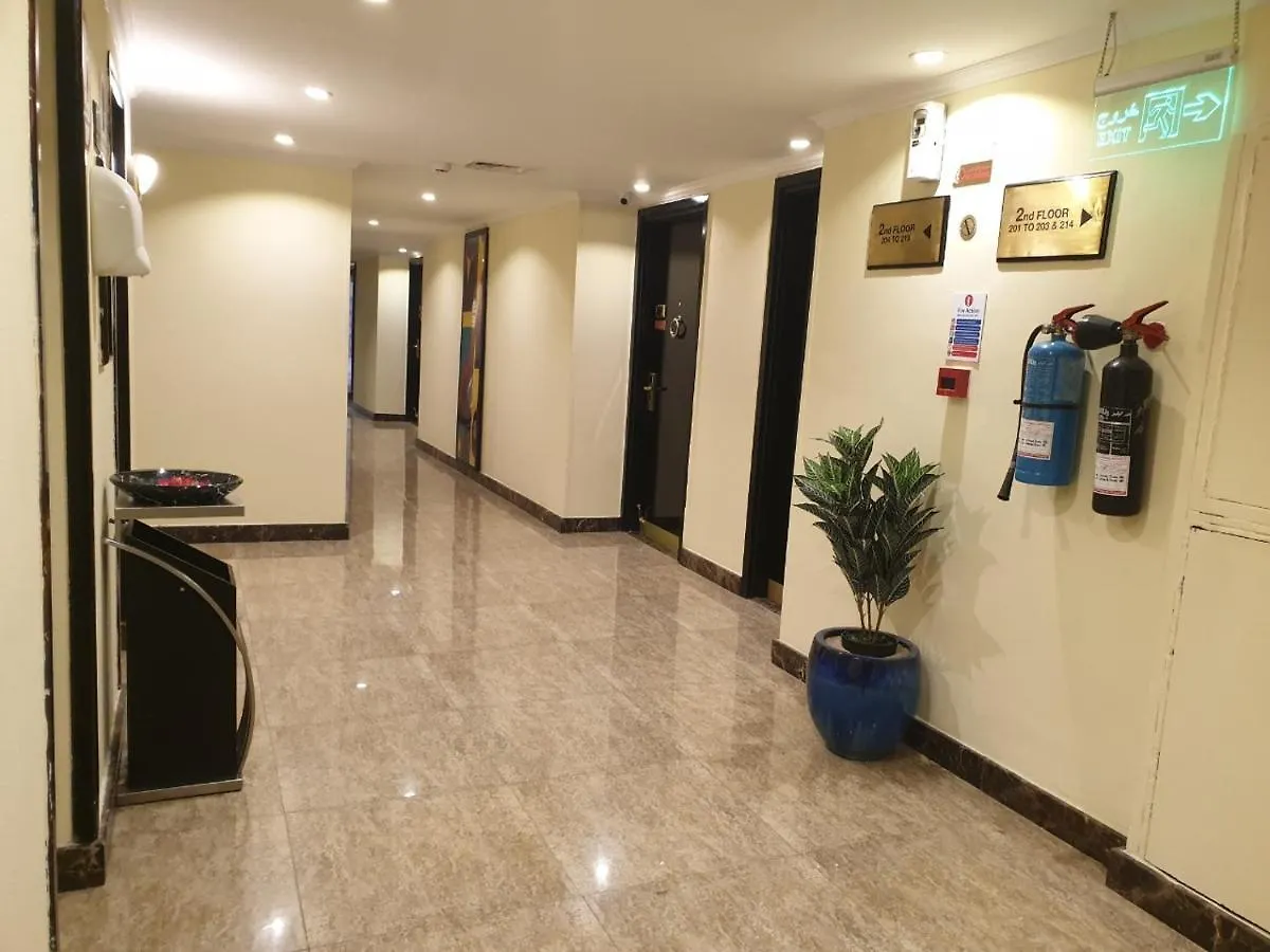 Palm Beach Hotel Dubaj 3*,